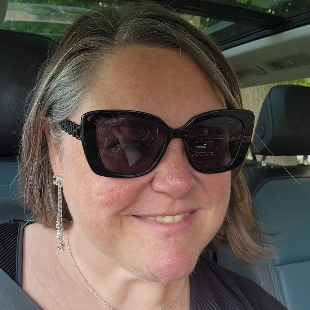 Meet your Posher, Caroline